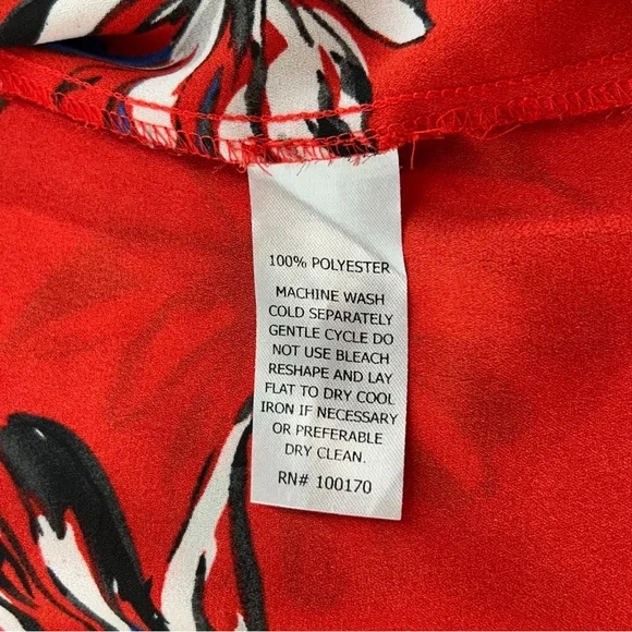 Willi Smith Red Floral Sleeveless Blouse Women’s Size Large Layered Hem Tank Top - Picture 10 of 11